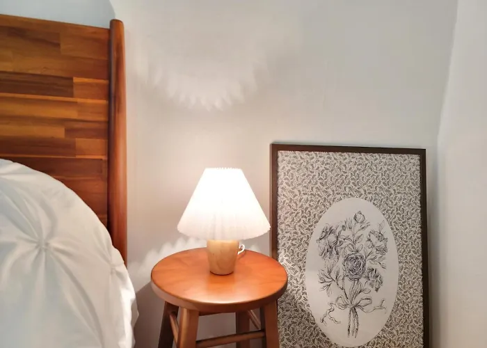 Appartement Shinchon 4min Walk, 3 Queen Beds, Spacious Family For 6 *