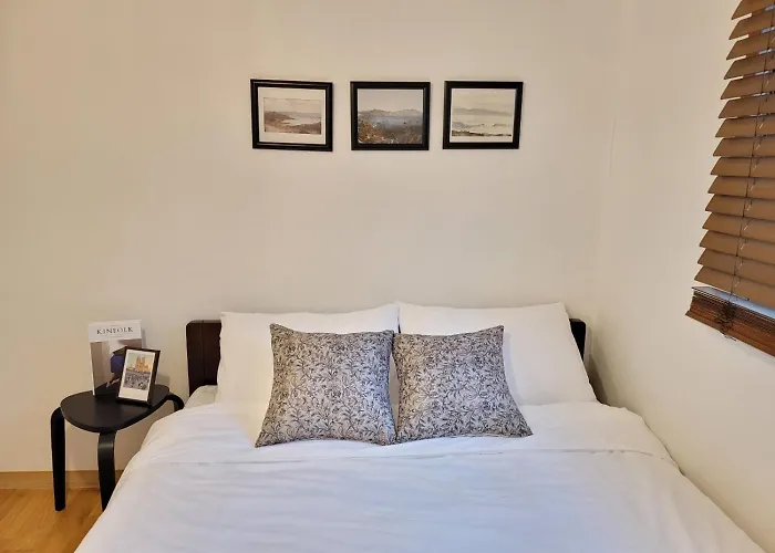Shinchon 4min Walk, 3 Queen Beds, Spacious Family For 6 Séoul