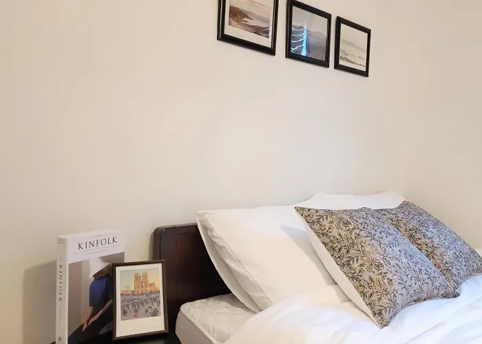 Shinchon 4min Walk, 3 Queen Beds, Spacious Family For 6 * Séoul
